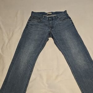 Uniqlo Men's Straight Denim Jeans in Blue